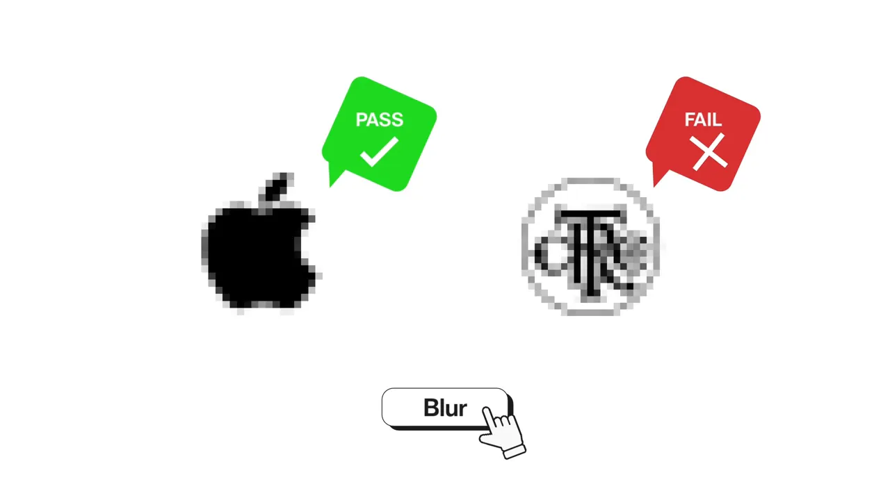 Exemplu de test blur: logo Apple pixelat etichetat 'PASS' și un logo complex estompat etichetat 'FAIL'.